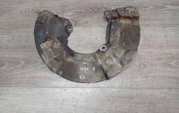 Volvo XC90 Front brake disc dust cover plate 30683086