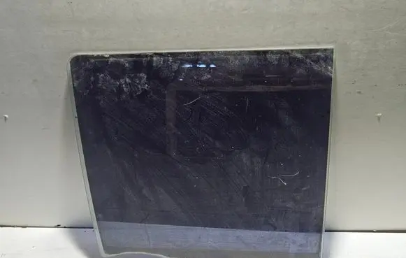 Nissan Patrol Y61 Rear door window glass 43R00011