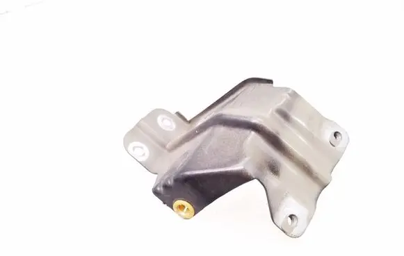 Chevrolet Captiva Fender mounting bracket