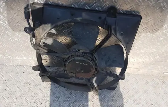 KIA Carnival Radiator cooling fan shroud