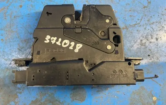 BMW 5 F10 F11 Tailgate/trunk/boot lock/catch/latch 16367210