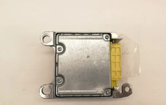 Toyota Avensis T270 Airbag control unit/module 8917005250