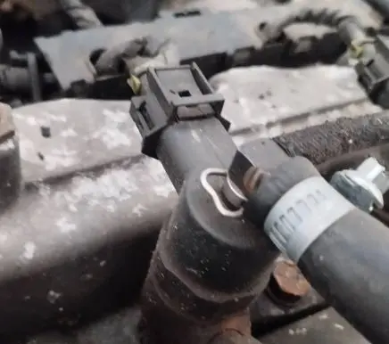 KIA Ceed Fuel injector 0445110256