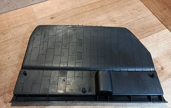 Volvo V40 Panel drawer/shelf pad 09123705
