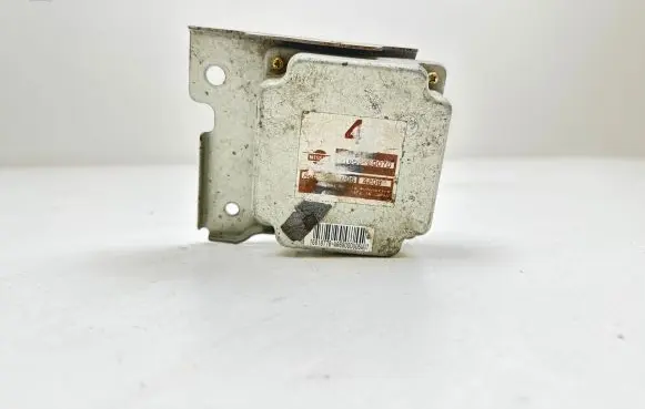 Nissan X-Trail T30 Torque split ecu control unit/module A6650EQ070 0064208