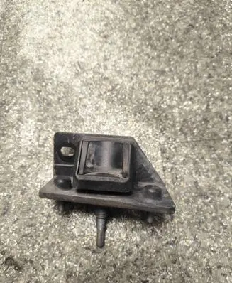 BMW 5 E60 E61 Tailgate/trunk/boot lid buffer 7138666 12345678910 528506110