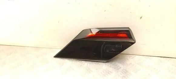 Citroen C4 III e-C4 Rear tail light reflector 9835109680