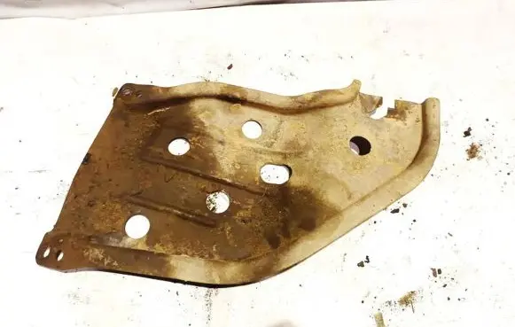 Ford Ranger Engine splash shield/under tray