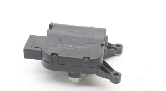 Volkswagen Scirocco Air flap motor/actuator 1K0907511