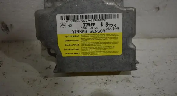 Mercedes-Benz B W245 Airbag control unit/module A1698207726