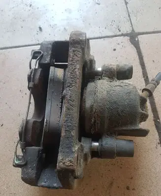 Volvo V70 Front brake caliper