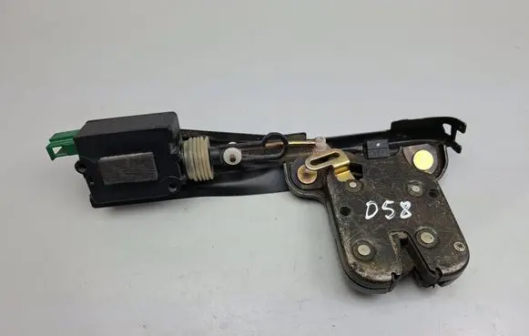 Tailgate/trunk/boot lock/catch/latch