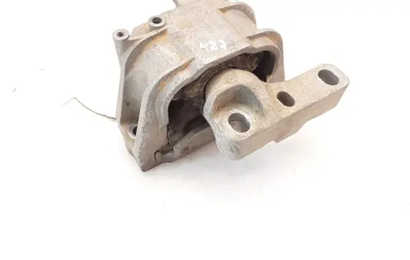 Audi A3 S3 A3 Sportback 8P Engine mount bracket 1K0199262