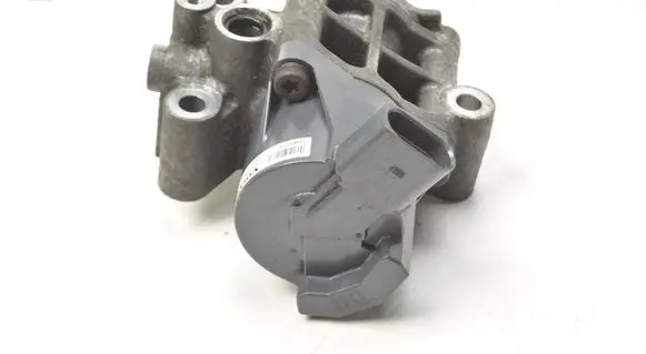Volvo V60 Oil pump 31325625