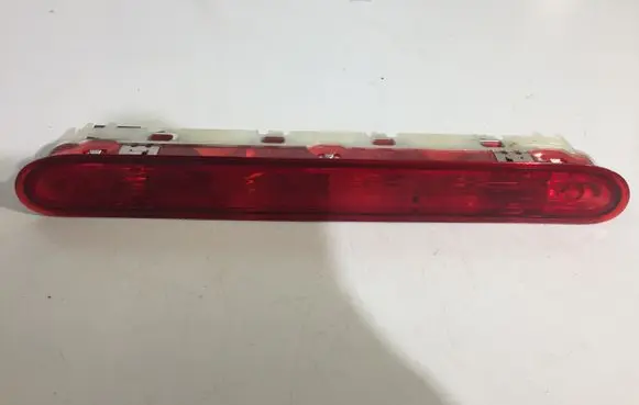 Peugeot Expert Third/center stoplight 9811325980