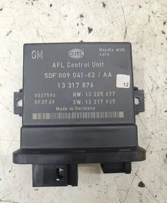 Opel Insignia A Light module LCM 5DF00904162 13317876 13285677