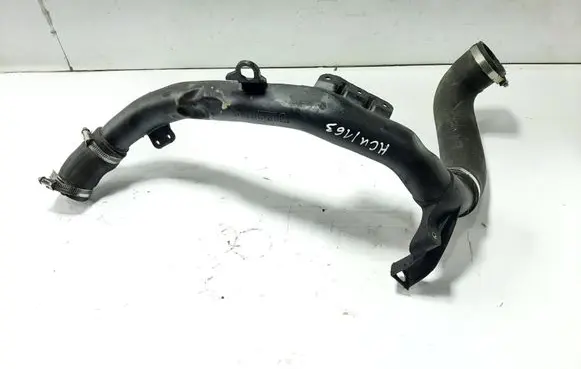 Intercooler hose/pipe