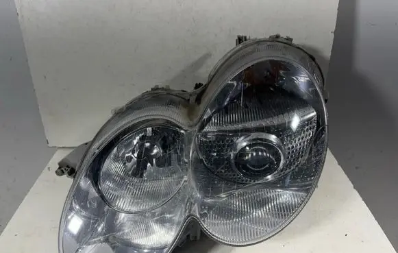 Mercedes-Benz SL R230 Headlight/headlamp 0301176075