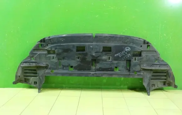 Peugeot 3008 I Front bumper skid plate/under tray WP211