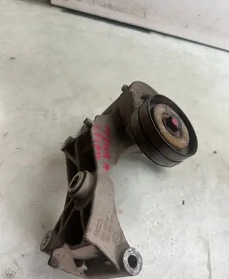 Opel Meriva A Engine mounting bracket 2300023 897364345