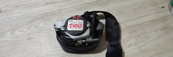 Fiat Tipo Front seatbelt