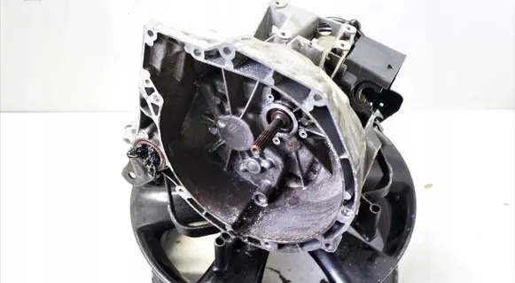 Ford Fiesta Manual 5 speed gearbox BA6R7002ABF T6TB1 MANUALNA