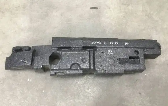 Renault Scenic II - Grand scenic II Front bumper foam support bar 8200139955