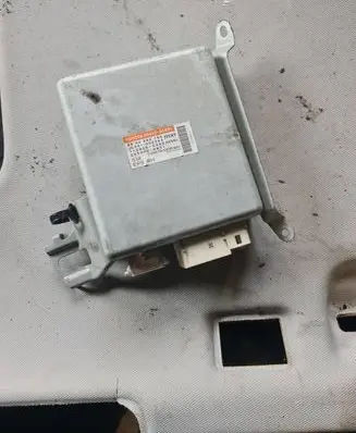 Toyota Avensis T270 Power steering control unit/module 8965005091 6900002194 JL501000354