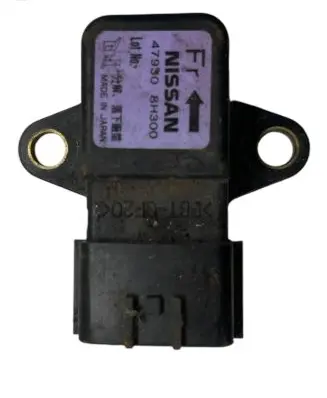 Nissan X-Trail T30 ESP acceleration yaw rate sensor 479308H300