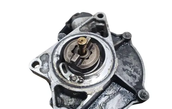 Audi A6 S6 C5 4B Vacuum pump 057145100C