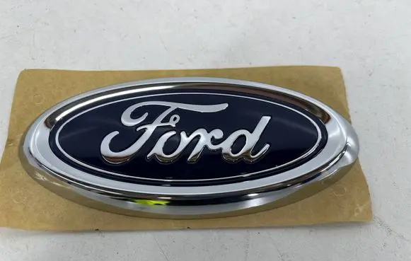 Ford Mondeo MK II Manufacturer badge logo/emblem em2b-402a16-aa