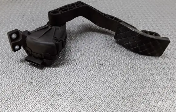 Audi A8 S8 D3 4E Accelerator throttle pedal 4E1723503