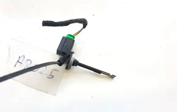 Citroen C4 I Picasso Interior temperature sensor a6410040039