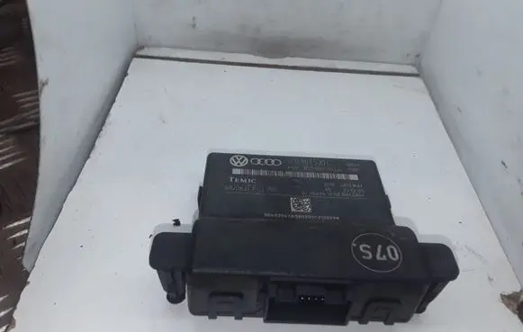 Volkswagen PASSAT B6 Door control unit/module 3C0907530C 3C0907951A