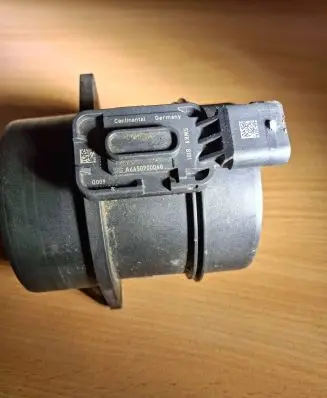 Mercedes-Benz Sprinter W906 Mass air flow meter A6450900048