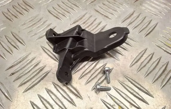 Lexus RX 450H Headlight/headlamp mounting bracket 8119448100