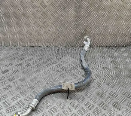 Volvo XC60 Air conditioning (A/C) pipe/hose 31497390