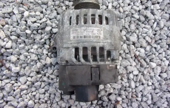 Fiat 500 Generator/alternator MS1012101670