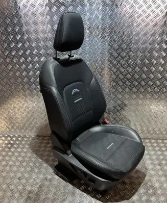 Ford Focus Front passenger seat DG21133