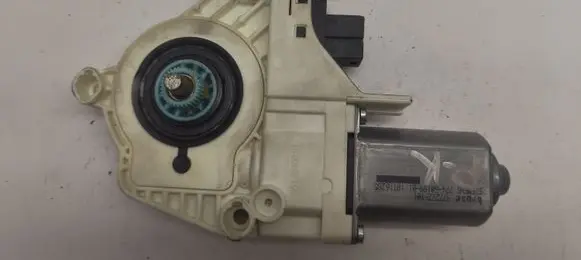 Audi A6 S6 C6 4F Front door window regulator motor 4F0959802D