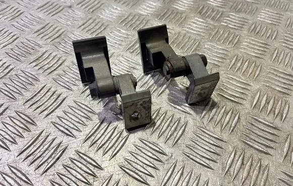 BMW 3 F30 F35 F31 Front door hinge set A047058 7246065