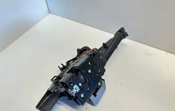 Audi A4 S4 B6 8E 8H Front door lock