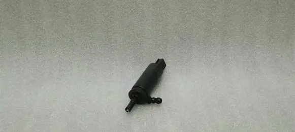 BMW 3 E92 E93 Headlight washer pump 6973097