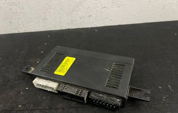 BMW 5 E39 Light module LCM 8386208 237047 086946053
