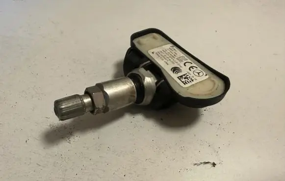 Mercedes-Benz C AMG W205 Tire pressure sensor 2013dj5531
