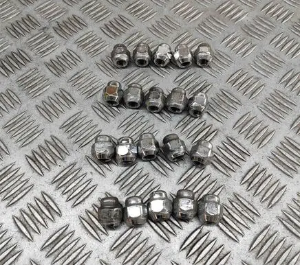 Mazda CX-5 II Nuts/bolts B00237160B