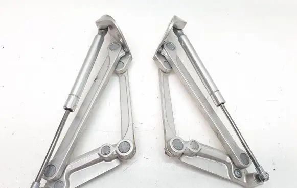 Volkswagen Phaeton Tailgate/trunk/boot hinge