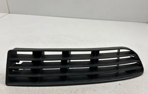 Audi A4 S4 B5 8D Front bumper lower grill 4A0807346 346A 512069