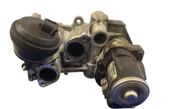 Volkswagen Caddy EGR valve 11725509 0280751016
