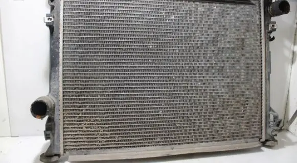 Chrysler 300 - 300C Coolant radiator